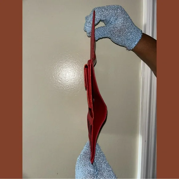 ❤️LOUIS VUITTON RED/CRANBERRY TRIFOLD EPI WALLET❤️ - Picture 3 of 14